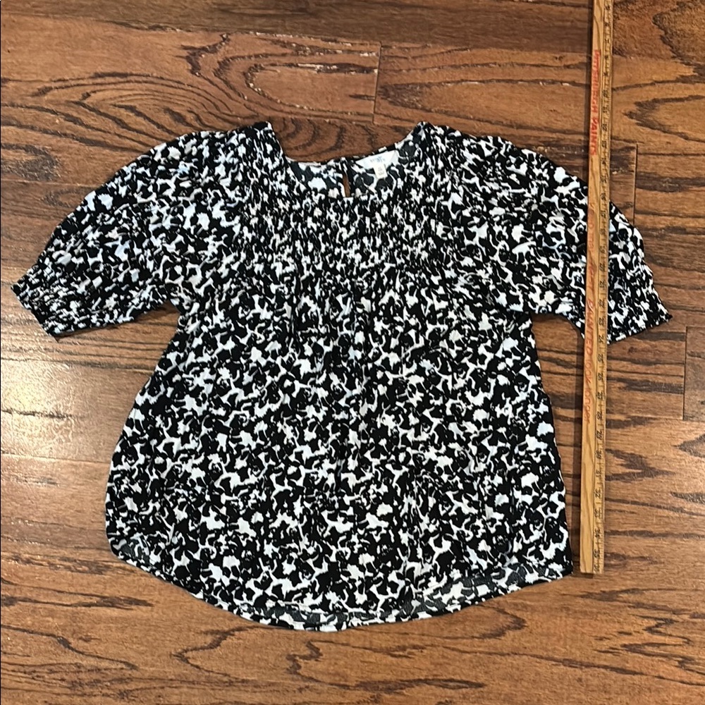 Terra & Sky Black and White Smocked 3/4 Sleeve Blouse